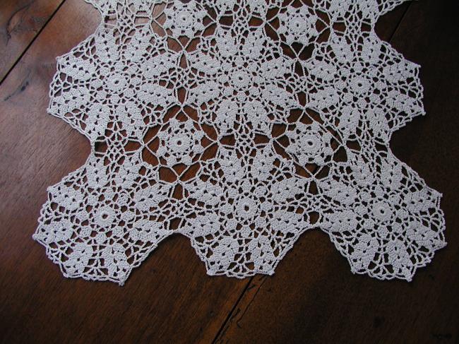 Charming small table runner in crochet or irish guipure