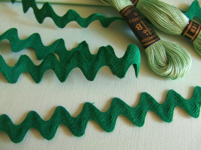 Très beau & large ancien croquet de couleur vert Malachite, 20mm
