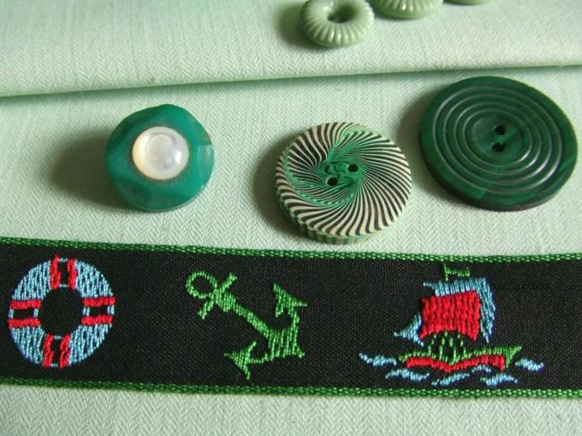 Ancien ruban en coton tissé sur le thème de la Marine (bateau, ancre) noir&vert
