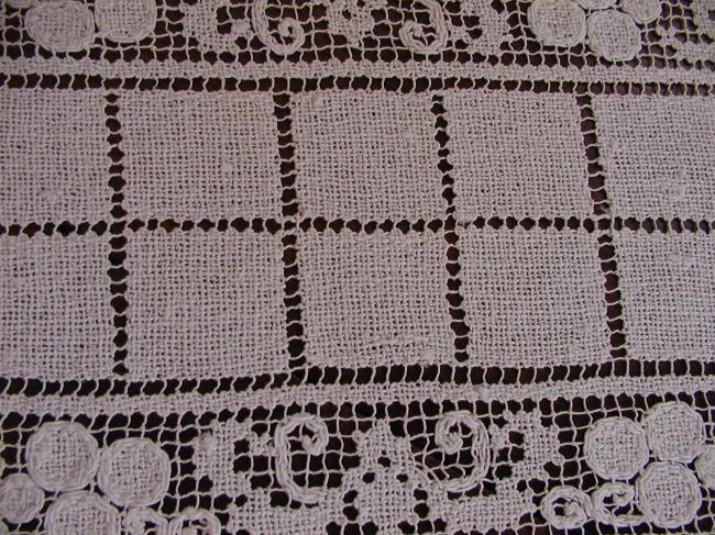 Lovely Filet lace tray cloth, with vine pattern