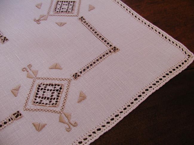 Lovely squared table centre with drawn thread works and filet lace inserts