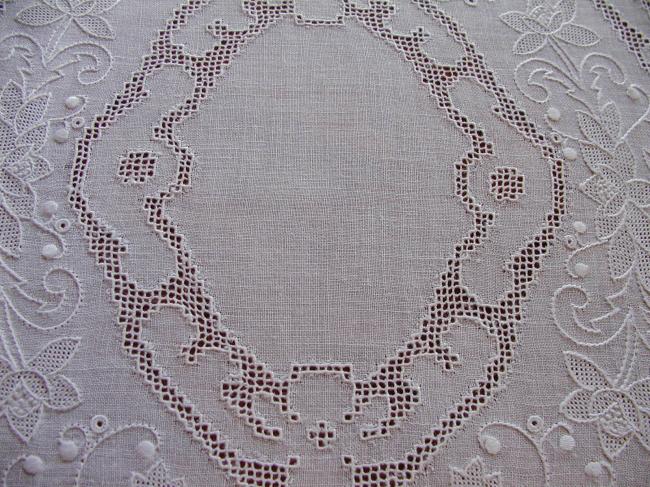 Gorgeous tray cloth with punch and drawn thread works