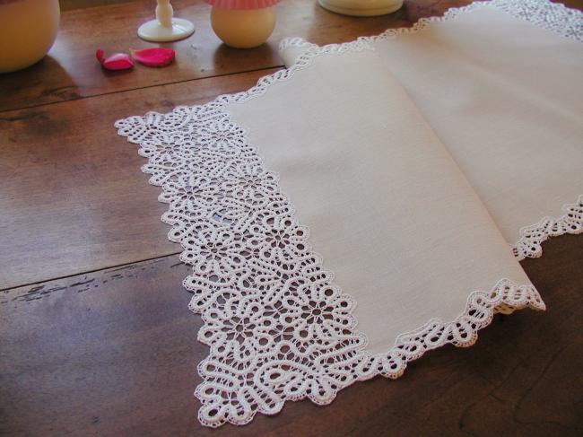 Charming table runner with hand-made Renaissance style tape lace