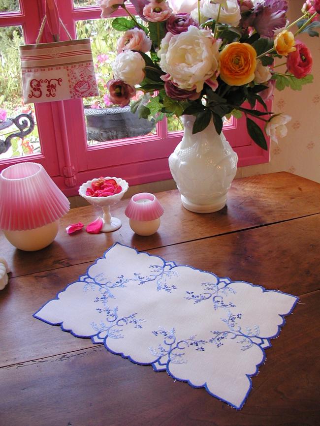 Lovely table centre with hand-embroidered blue tiny flowers