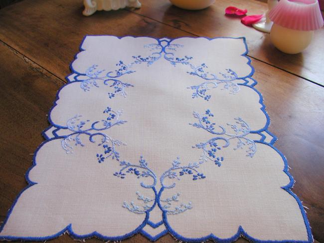 Lovely table centre with hand-embroidered blue tiny flowers