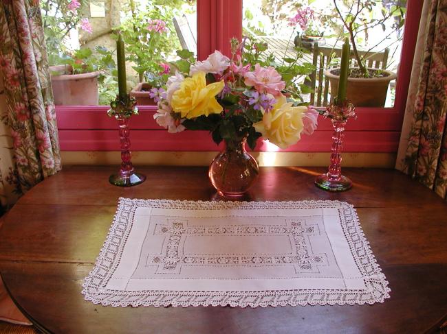 Superb table centre with drawn thread and Tenerife works, crochet lace edging