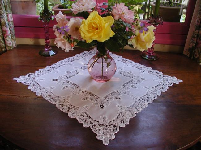 Magnificient table centre in Princess lace and inserts of needle run net lace