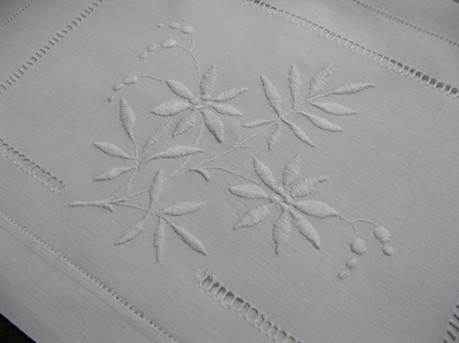 So sweet nightdress case with white embroidery of foliage and flowers