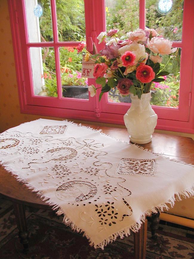 Stunning Panel with Cluny lace and Richelieu embroidery describing Napoléon