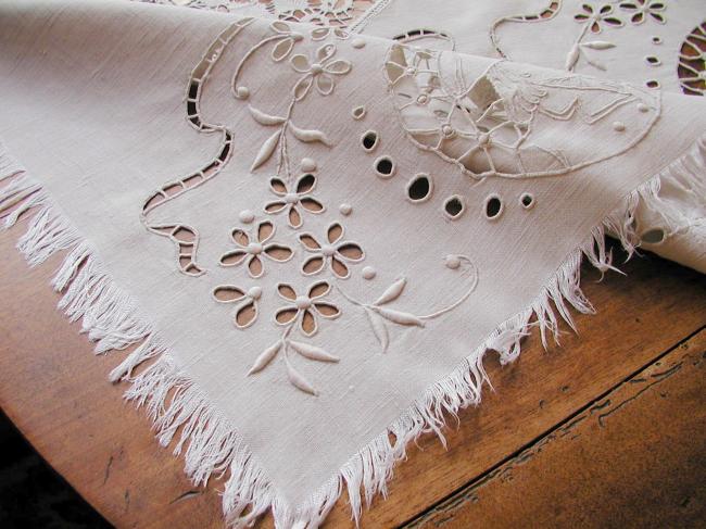 Stunning Panel with Cluny lace and Richelieu embroidery describing Napoléon