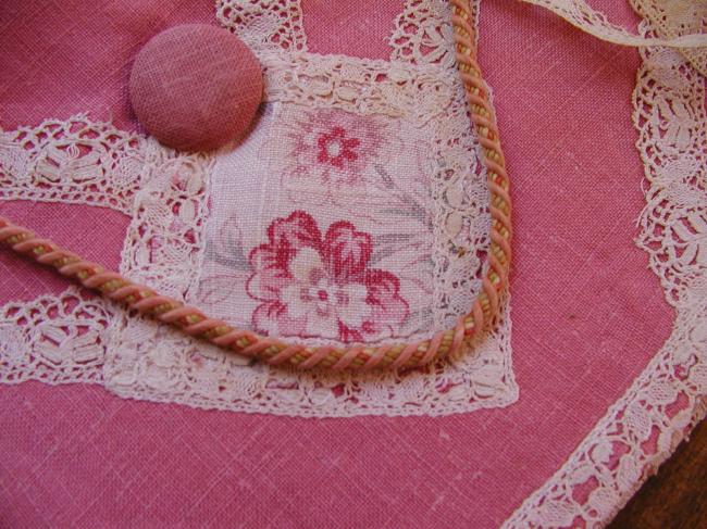 So gorgeous needlework bag with patchworks and Cluny lace