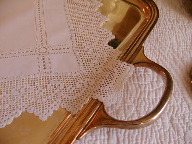 Lovely linen table centre with hand-made crochet lace & drawn thread river