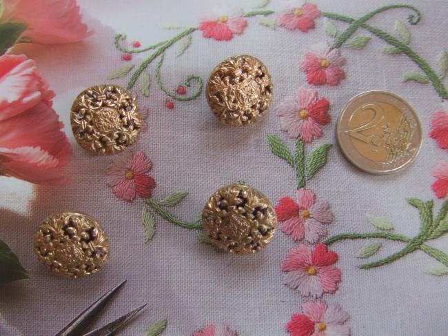 Magnifique série de 4 boutons bombés en cuivre ciselé, fleurs de Lys