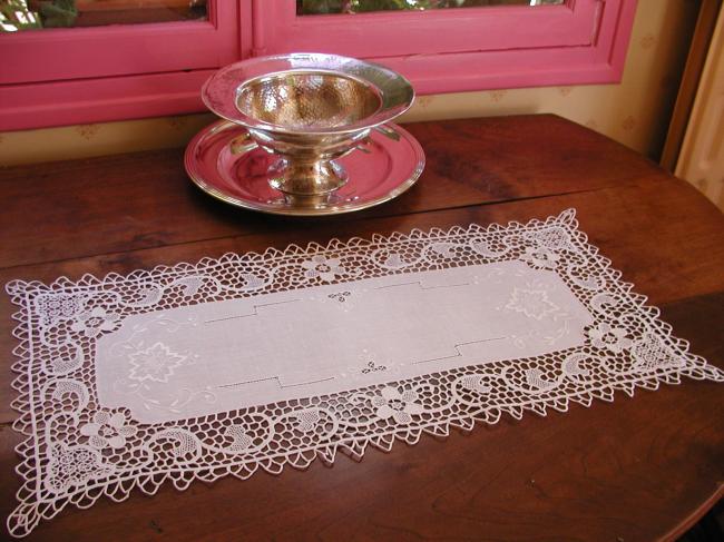 Lovely table runner with open and white embroidery and Venezia lace