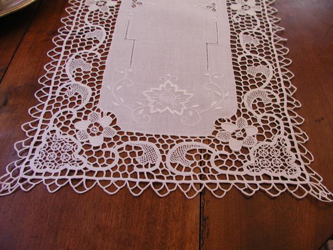 Lovely table runner with open and white embroidery and Venezia lace