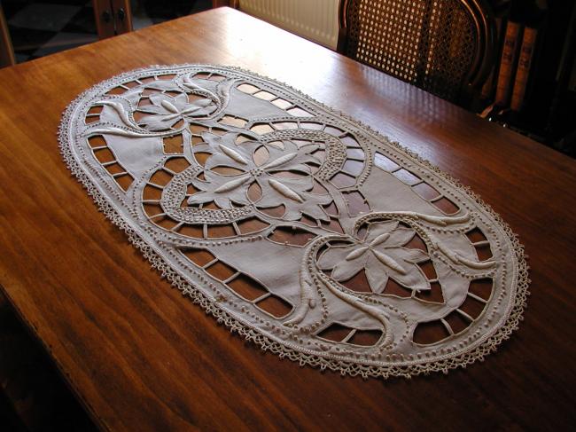 Gorgeous oval table centre with cutwork and raised embroidered flowers 1920