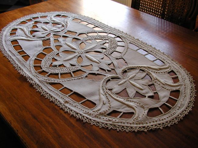 Gorgeous oval table centre with cutwork and raised embroidered flowers 1920