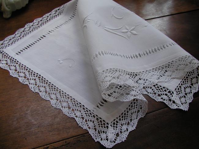 Lovely tray or trolley cloth with white embroidery and bobbin lace 1920