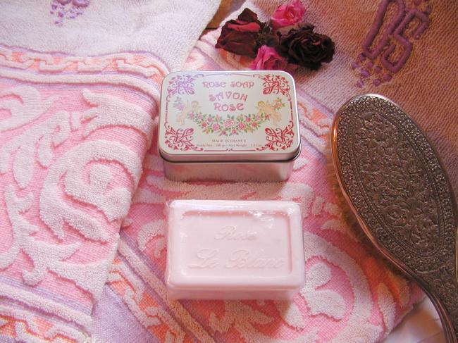 Savon de recharge à la Rose pour boîte métal, 100grs