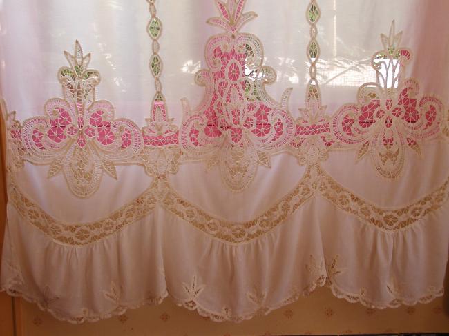 Wonderful curtain in cotton veil with superb Battenburg lace inserts 1900
