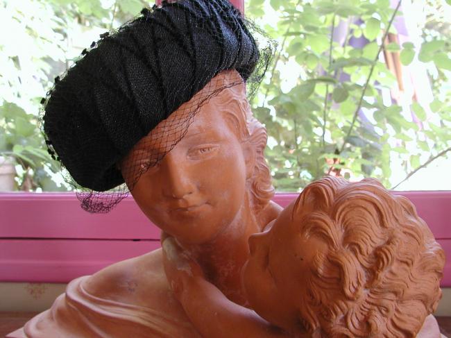 Lovely antique lady hat with black veil 1940