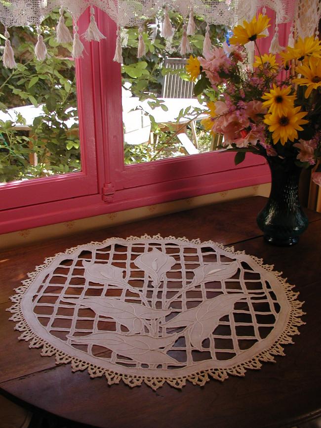 Gorgeous table centre with Richelieu embroidery of arum lilies