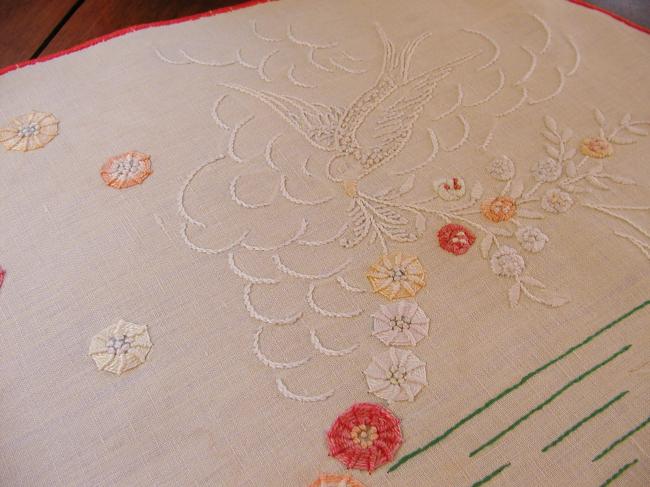 Lovely oval table centre depicting gulls transporting a garland of flowers