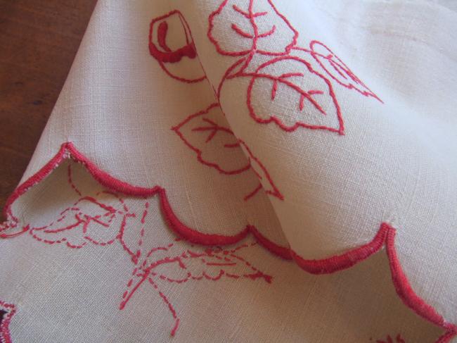 Superb and large border in natural color flax with hand-embroidered red flowers