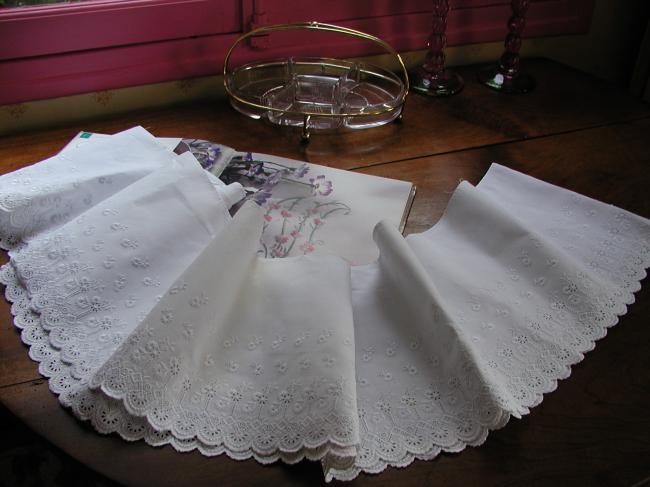 Gorgeous bottom border of pettycoat in handmade white embroidery 1890