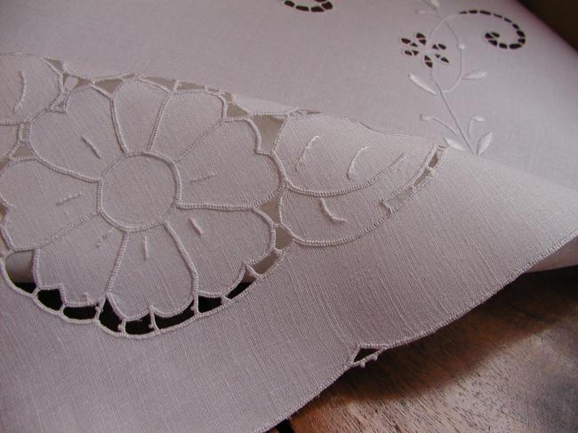 Lovely hand-made Richelieu embroidered table centre, 1930-40