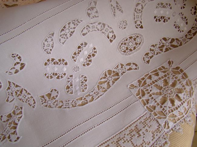 Fabuleuse nappe brodée en dentelle Hedebo, Venise, filet et Hardanger 1890