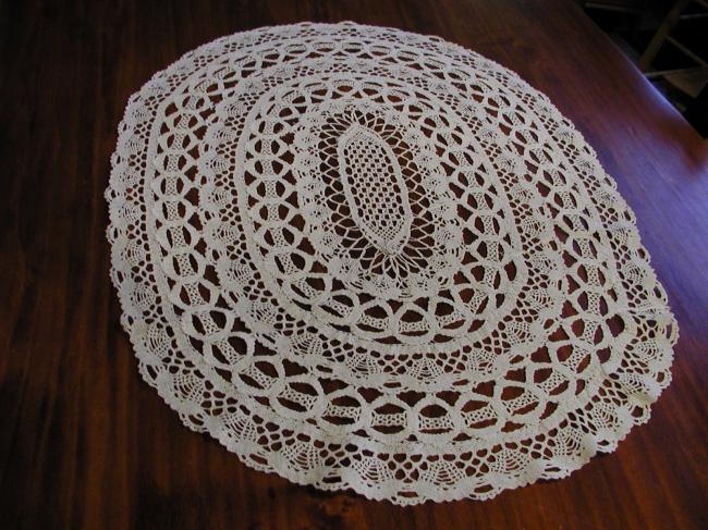 Lovely handmade bobbin lace table mat