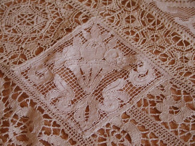 Masterpiece of bedspread in Cluny, filet, Reticella,point de Venise laces, 1880