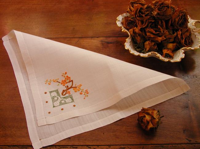 Lovely handmade embroidered pinã handkerchief with blooming flowers