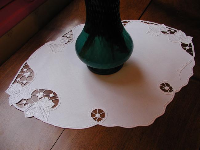 Gorgeous oval table centre with Richelieu embroidered vine leaves 1920