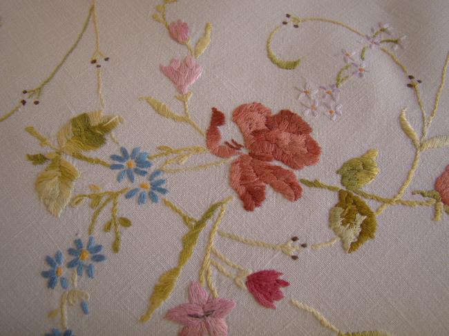 Really breathtaking tablecloth with hand-embroidered flowers and lace edging