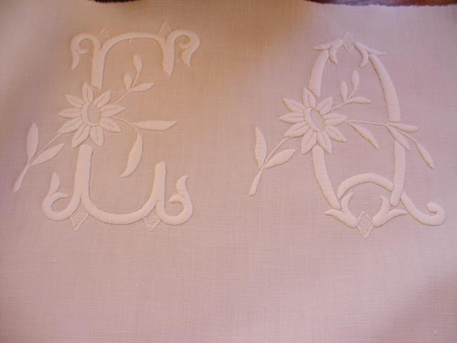 Spectacular return top of a 1880 sheet, with embroidered flowers & huge mono EQ