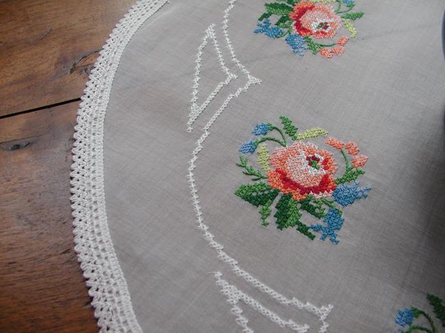 Charming round table centre in organdi with cross stitches embroidered roses