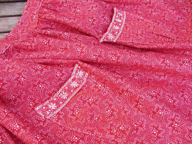 So romantic apron in fine flannelette with liberty pattern, rawsberry color 1920