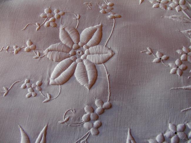 Exceptional enfilade runner with raised white work and drawn thread works 1880