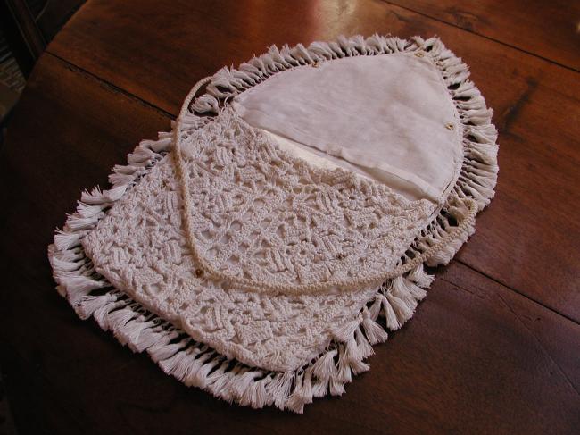Lovely reticule in Art crochet lace with ponpons, 1910