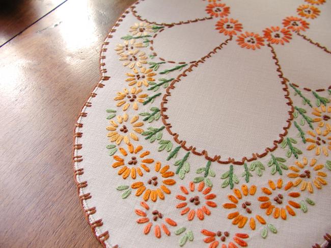 Georgeous cheval set with embroidered colourful automn daisies
