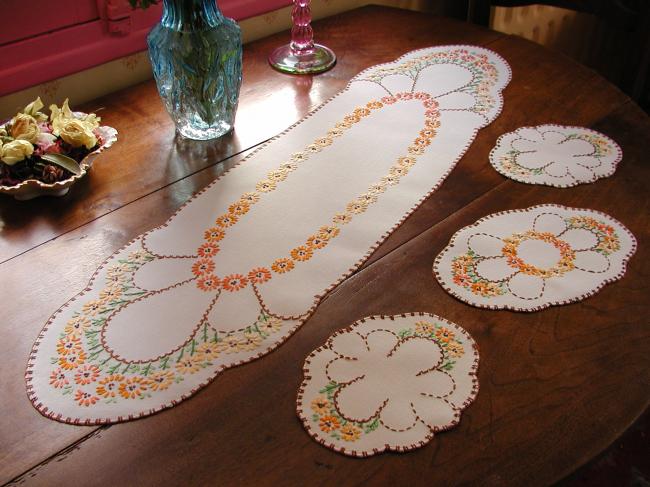 Georgeous cheval set with embroidered colourful automn daisies