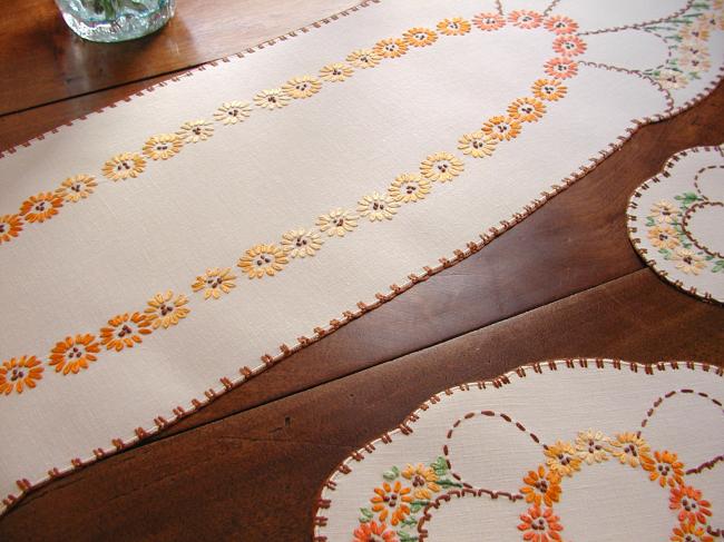 Georgeous cheval set with embroidered colourful automn daisies