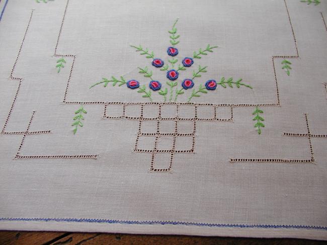 Superb table centre with drawn thread rivers and tiny embroidered flowers