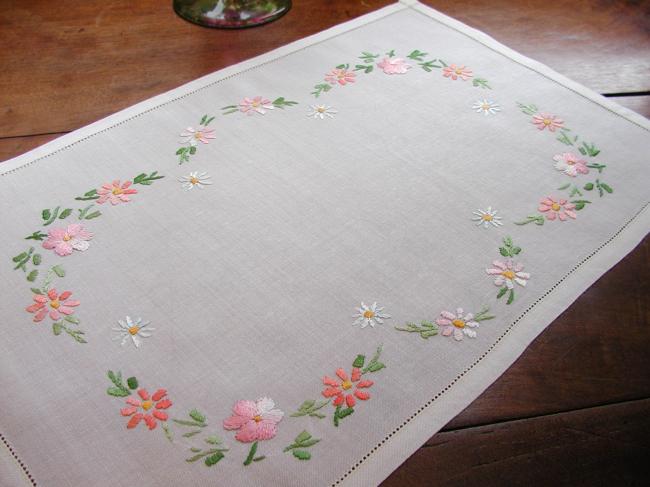 Lovely tray cloth with embroidered garland of flowers