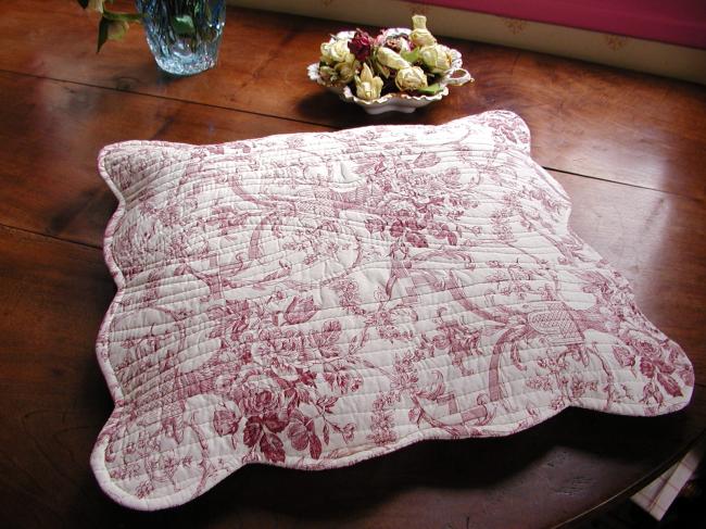 Charmante paire d'housses de coussin en toile de Jouy façon Boutis (rouge)n°2