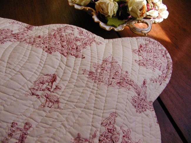 Sweet pair of cushion slip in Toile de Jouy, quilt style, red color