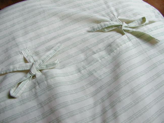 Lovely pair of cushion slips in Toile de Jouy, quilt style, green color, #3