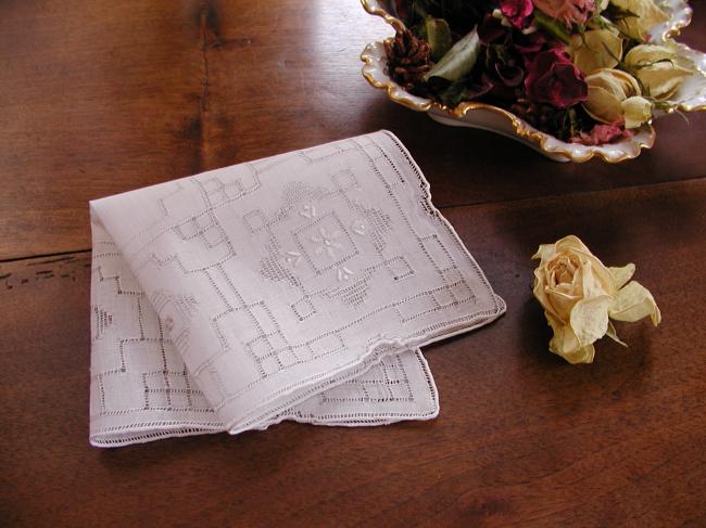 Superb handkerchief with rich drawn thread and white work on linon of linen